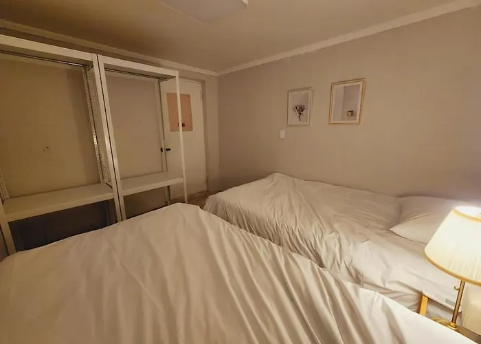 Cheongnyangni 4beds 2rooms 1lounge *