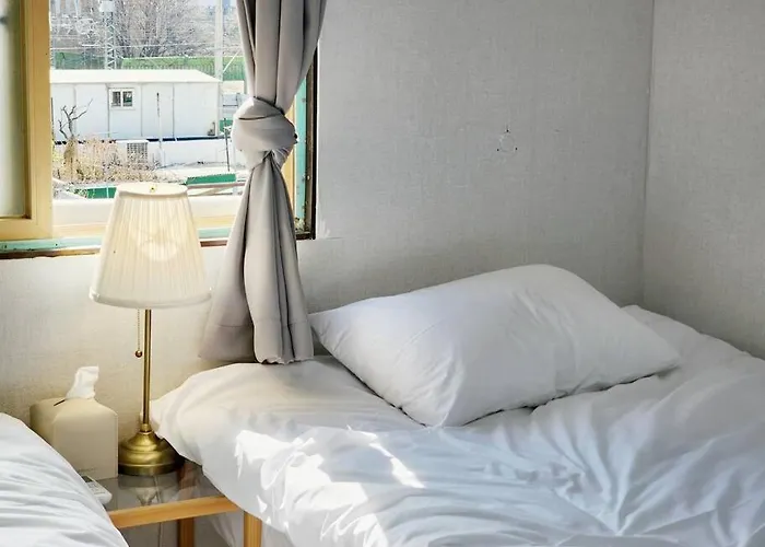 Cheongnyangni 4beds 2rooms 1lounge Appartamento *